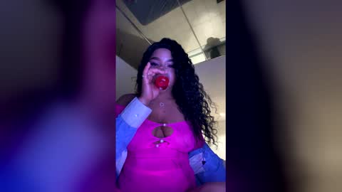 Snapshot of sexylatincouple chatting on 02.14.26 SEXYLATINCOUPLE online show from 02.14.26