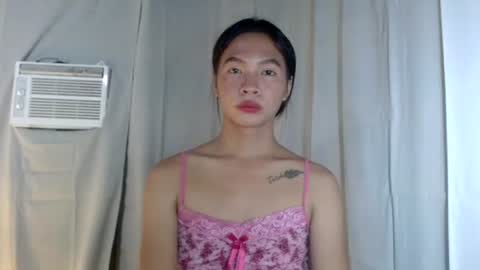 Snapshot of sexylaylia chatting on 09.26.25 Laylia3 online show from 09.26.25