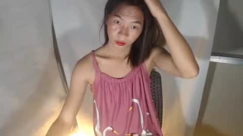 Snapshot of sexylaylia chatting on 10.19.25 Laylia3 online show from 10.19.25