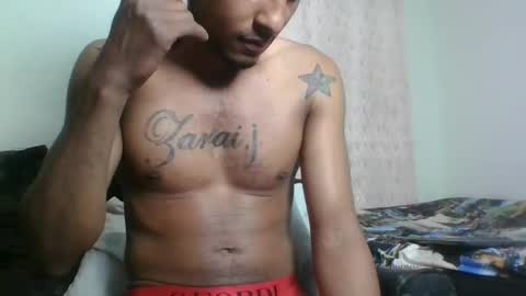 Snapshot of sexyleon69 chatting on 02.01.25 Sexy leon online show from 02.01.25