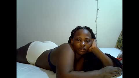 Snapshot of sexylinaa_ chatting on 12.02.24 Sexylina online show from 12.02.24