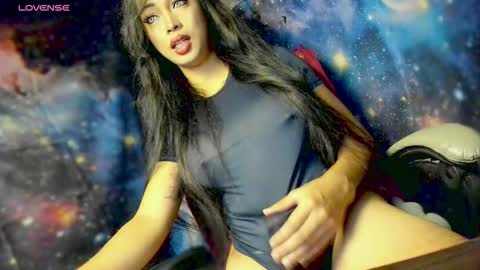 Snapshot of sexylongcockbunny chatting on 11.24.25 April online show from 11.24.25