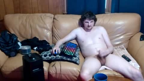 Snapshot of sexyman3236 chatting on 09.17.25 sexyman3236 online show from 09.17.25