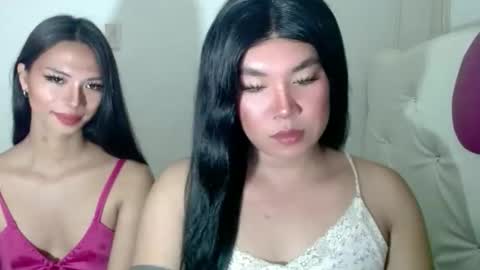 Snapshot of sexymika_xoxo chatting on 11.07.25 Mika online show from 11.07.25