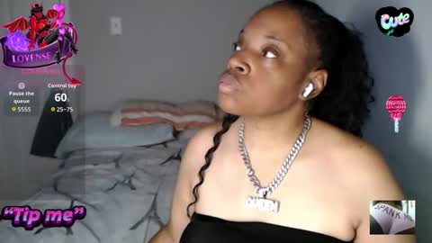 SexyMona online show from 11.13.25