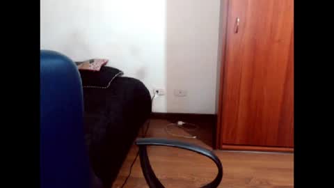 Snapshot of sexymone0618 chatting on 12.05.24 sexymone0618 online show from 12.05.24