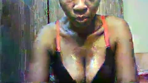 Snapshot of sexypearl45 chatting on 02.17.25 taiyan online show from 02.17.25