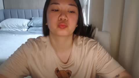 Snapshot of sexypenguin13 chatting on 12.02.24 sexypenguin13 online show from 12.02.24