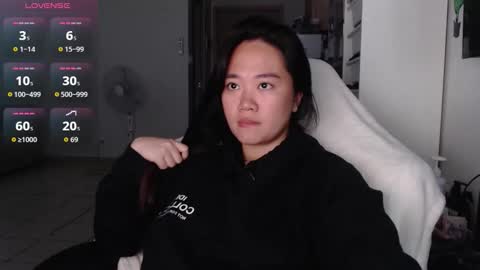 Snapshot of sexypenguin13 chatting on 02.08.26 sexypenguin13 online show from 02.08.26