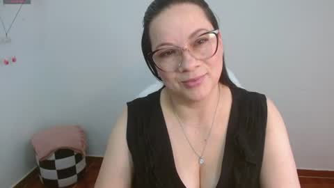 Snapshot of sexypsychologist chatting on 07.06.26 Sexy Psychologist online show from 07.06.26