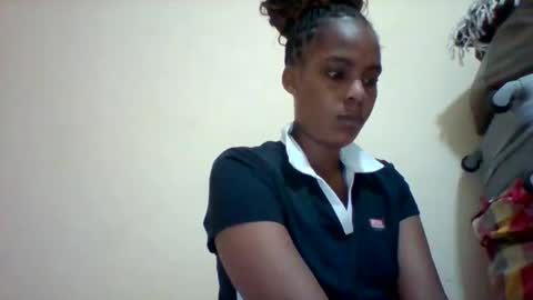 DOVY ACHIENG online show from 02.19.25