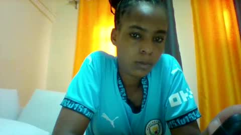 DOVY ACHIENG online show from 03.04.25