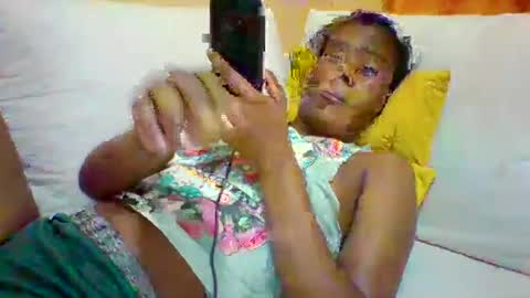DOVY ACHIENG online show from 03.09.25