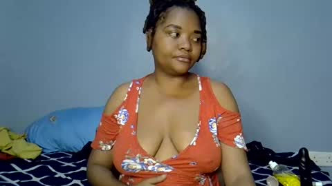 Snapshot of sexyshazy1 chatting on 07.23.26 sexyshazy1 online show from 07.23.26
