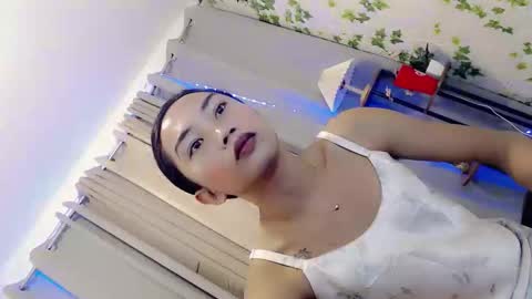 Snapshot of sexyshinixx chatting on 11.26.25 sexyshinixx online show from 11.26.25