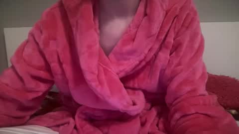 Snapshot of sexyskylar2016 chatting on 12.02.25 Sexy Skylar online show from 12.02.25