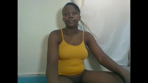 Snapshot of sexysleeky chatting on 03.12.25 PAULINE online show from 03.12.25