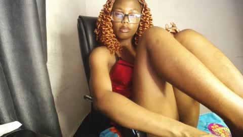Darkskinned Rae online show from 04.08.26