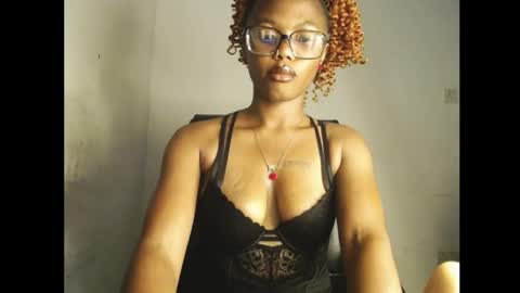 Darkskinned Rae online show from 05.05.26