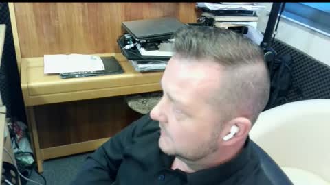 Snapshot of sexysteve80 chatting on 11.12.25 sexysteve80 online show from 11.12.25