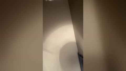Smooth bi guy online show from 08.06.26