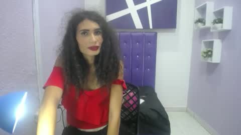 Snapshot of sexywolfnight chatting on 12.04.25 sexywolfnight online show from 12.04.25