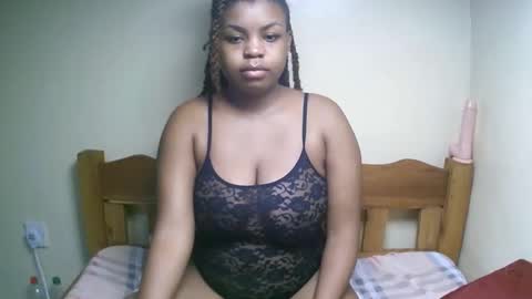 sexyyred_ online show from 04.06.26