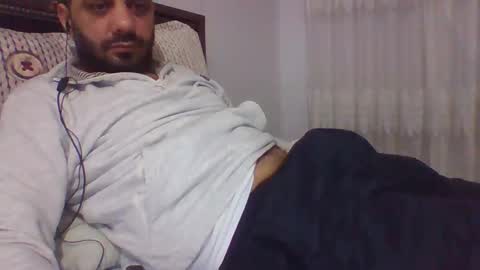 Snapshot of sexyyy_mannn chatting on 01.17.25 sexyyy_mannn online show from 01.17.25