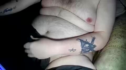 Snapshot of sexzilla15 chatting on 10.12.25 no face online show from 10.12.25