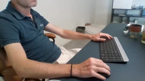 Snapshot of sg2408 chatting on 07.31.26 sg2408 online show from 07.31.26