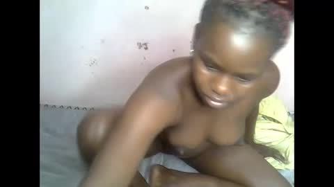 Snapshot of shaa_loon chatting on 03.10.26 shaa_loon online show from 03.10.26