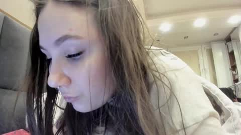 Snapshot of shadow_raffi chatting on 03.07.25 shadow_raffi online show from 03.07.25