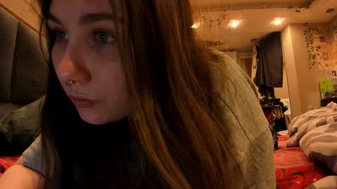 Snapshot of shadow_raffi chatting on 10.04.25 shadow_raffi online show from 10.04.25