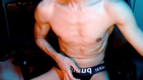 Snapshot of shadowfriend30 chatting on 11.09.25 shadowfriend30 online show from 11.09.25