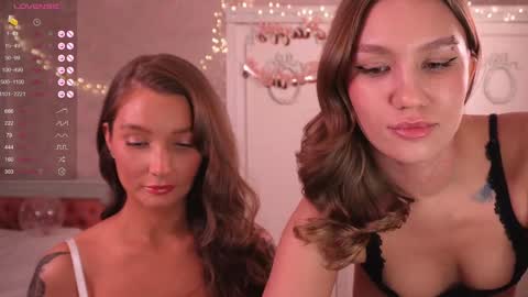 Snapshot of shadowladyyy chatting on 12.18.24 Sindy and Nancy Next stream 1 December online show from 12.18.24