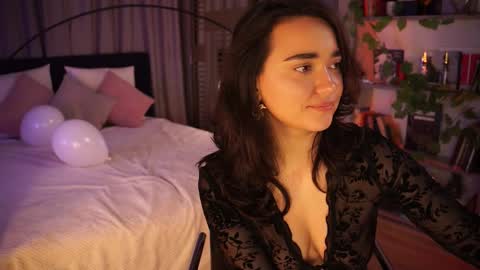 Snapshot of shadowlotus_ chatting on 11.29.25 Lily online show from 11.29.25