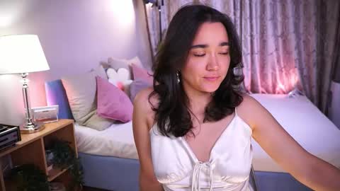 Snapshot of shadowlotus_ chatting on 12.03.25 Lily online show from 12.03.25