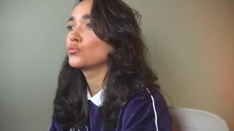 Snapshot of shadowlotus_ chatting on 12.17.25 Lily online show from 12.17.25