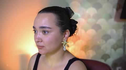 Snapshot of shadowlotus_ chatting on 12.19.25 Lily online show from 12.19.25