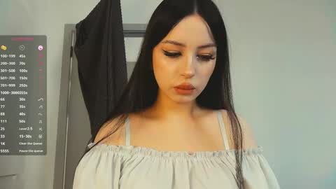 shaecatalina online show from 06.04.26