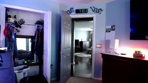 Snapshot of shaftyone4u chatting on 04.10.26 shaftyone4u online show from 04.10.26