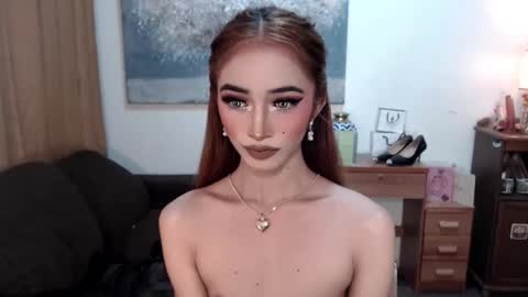 Snapshot of shaina_cummer chatting on 01.07.26 shaina online show from 01.07.26