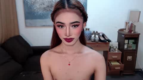 Snapshot of shaina_cummer chatting on 02.08.26 shaina online show from 02.08.26