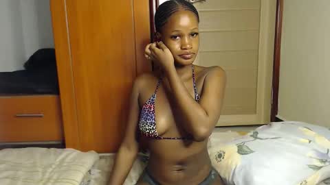 shaky xxx online show from 11.09.25