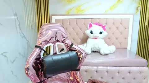 Shalon  online show from 07.18.26