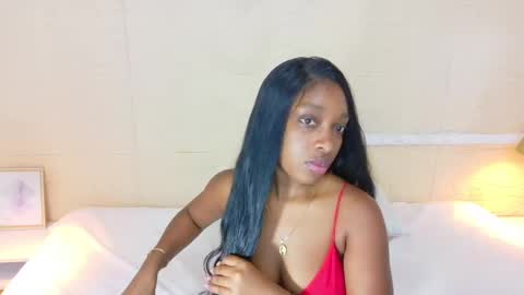 Snapshot of shamira_moore chatting on 09.10.25 Catalina online show from 09.10.25