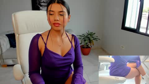 Snapshot of shanabellucy chatting on 01.23.25 onlyfans shanabellucy online show from 01.23.25