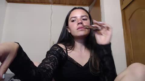 Snapshot of shanel_lozano chatting on 09.13.25 shanel_lozano online show from 09.13.25