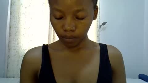 Snapshot of shanell_kiss chatting on 11.26.25 shanell kiss online show from 11.26.25