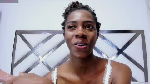 shanelle7 online show from 11.18.25